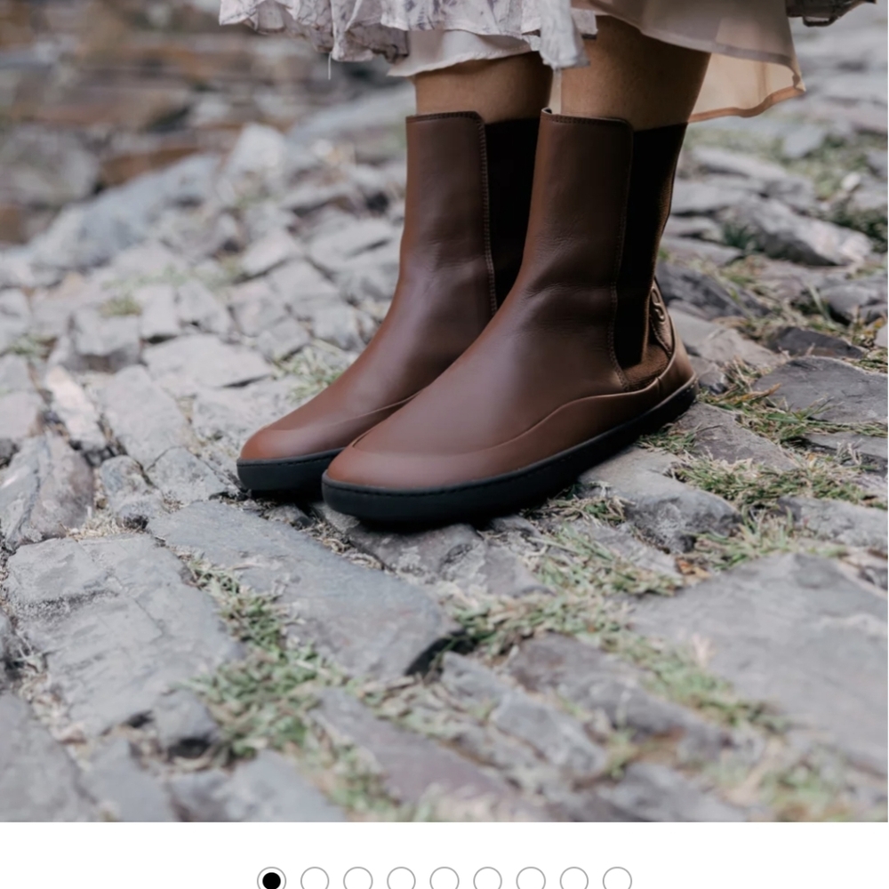 Shapen Victory Boots Barefoot Chelsea Boot Brown EU 38/Women's Size 8 New In Box - Picture 5 of 8